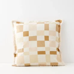 Fashion GigiandTom Checkered Fringed Cushion With Insert Beige